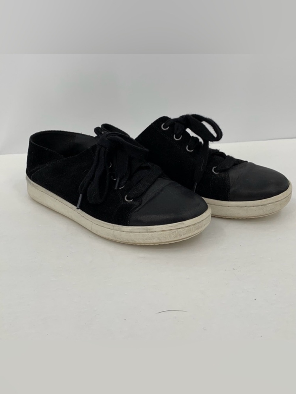 Eileen Fisher black leather suede tie sneakers shoes lace-up white sole women 9